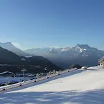 Апартаменты Leysin Lodge *