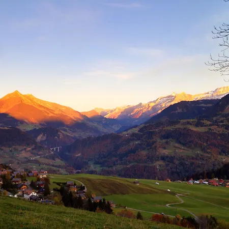 Leysin Lodge *